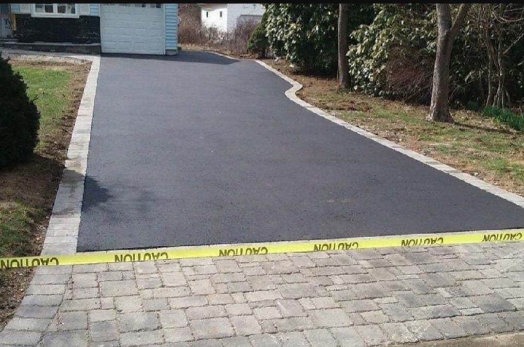 Asphalt driveways 10